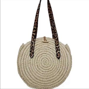INC circle straw tote 🐆